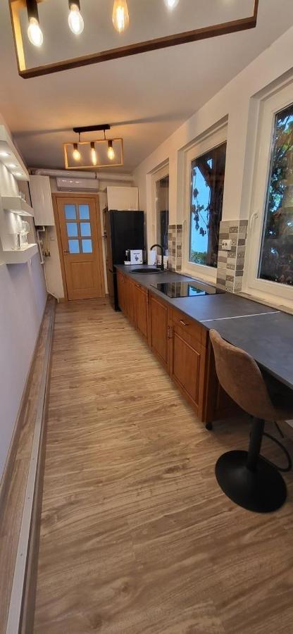 Cotroceni Accommodations Upstairs Bucureşti Ngoại thất bức ảnh